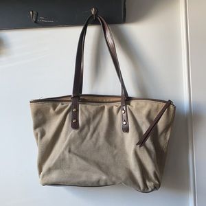 Fossil tote bag